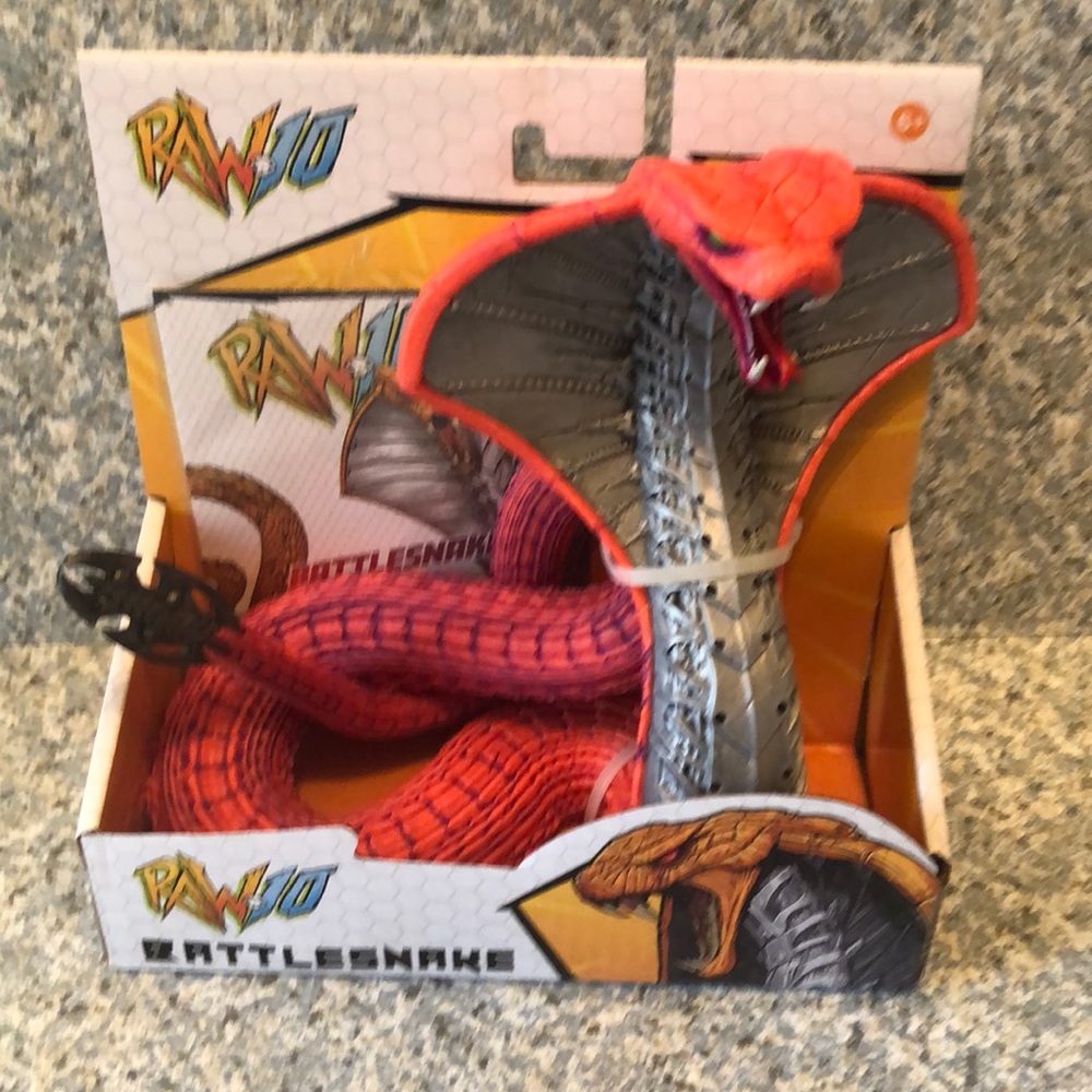 RAW10 Battlesnake!!!! LOVE McFarlane toys!!! Collectible!!!  Great gift!!!